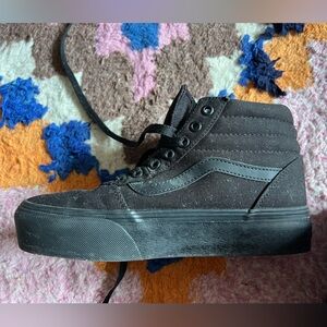 Vans Stackform Women’s Sneaker Size 7